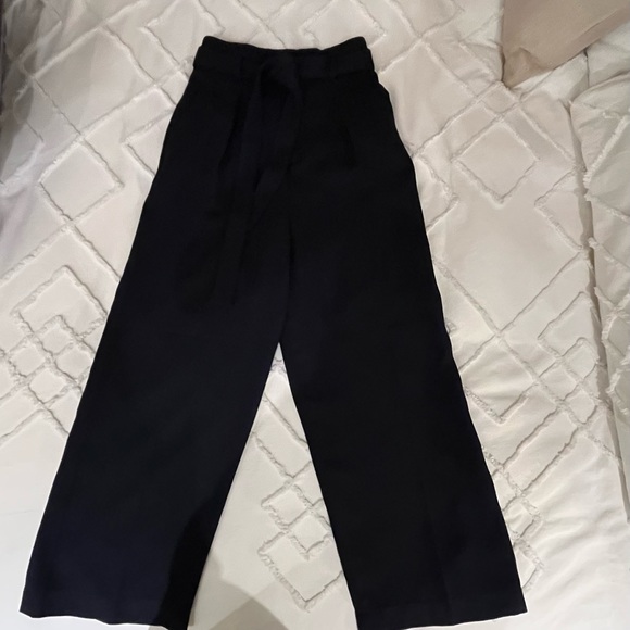 UNIQLO high waisted wide leg trouser - Picture 2 of 3